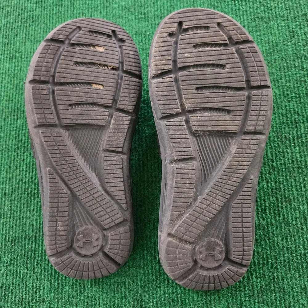 Under Armour Pink Black Slide Sandals Youth Size 2.5 Athletic‎ Comfort Sporty